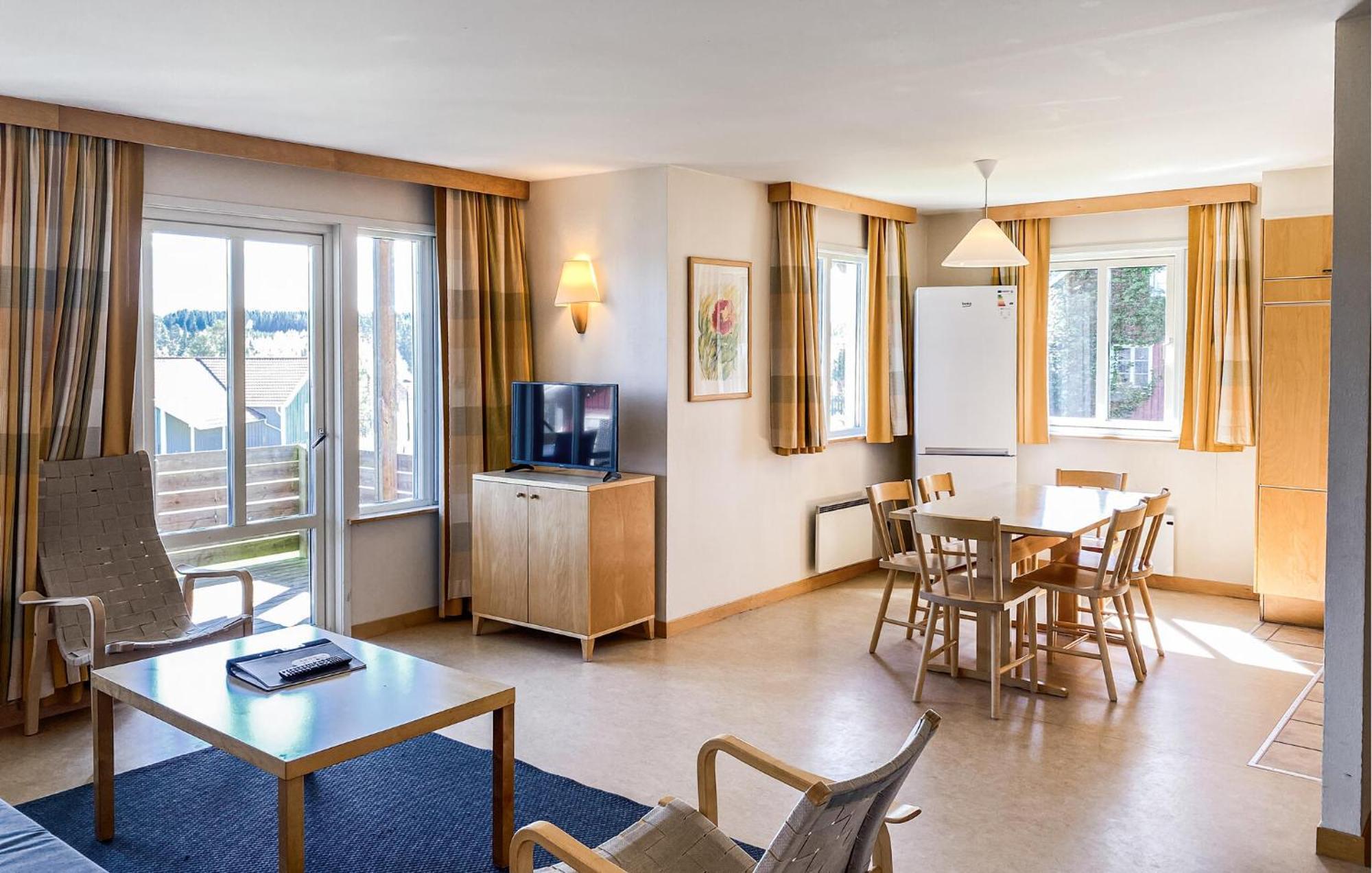 Nice Home In Hok-Joenkoeping-Skillingaryd With Wifi Svenstorp  Εξωτερικό φωτογραφία
